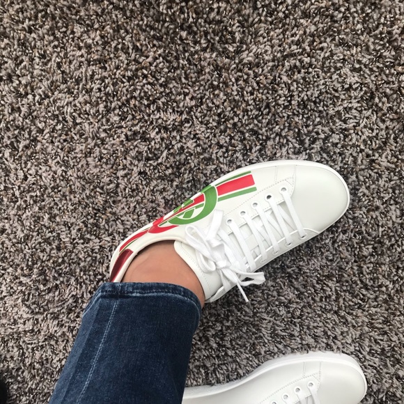 Authentic Gucci Shoes - Picture 8 of 10